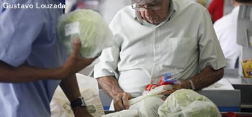 02082012_sacolas_gustavo.jpg