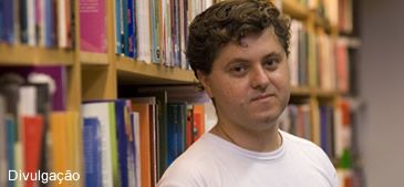 05082012_livro_ricardo_divulga.jpg