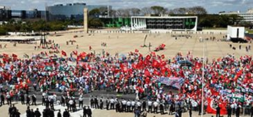 22082012_passeata_brasilia_mst.jpg