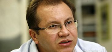 08092012_hemerly_louzada.jpg