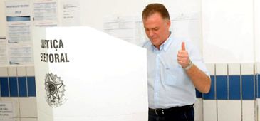 07102012_casao_vota_romeroSecom.jpg