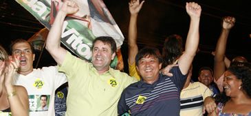 07102012_luciano_comemora_nert.jpg