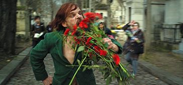 14122012_HolyMotors_01.jpg