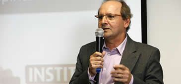 250113_IdalbertoMoro_Gustavo_01.jpg