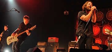 110213_PearlJam_01.jpg