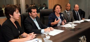 15042013Ideli_Salvatti_FElipe_Canova.jpg