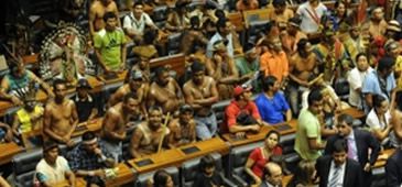 17042013_indios_ag_brasil.jpg