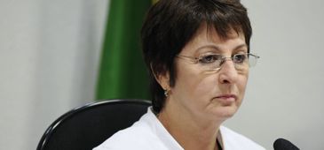 260613_ana_rita_artgur_moreno_senado.jpg