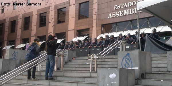 150713_ales_protesto_nerter_interna_5.jpg
