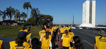 010813_manifestacao_peritos_appes.jpg