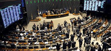 081013_plenario_camara_lucio_bernardo_jr_camara.gif