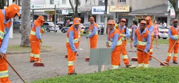 111213_limpeza20publica_PMVV.jpg