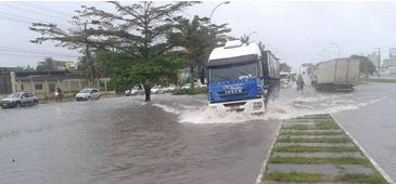 231213_br101_bombeiro.jpg