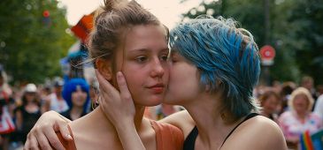 Blue-Is-The-Warmest-Color-21.jpg