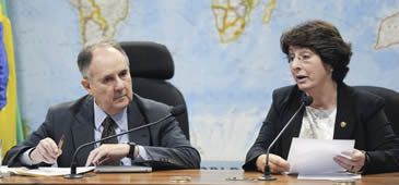 270314_ana_rita_christovam_buarque_jose_cruz_senado.jpg