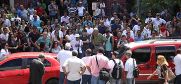 030414_assembleia_servidores_leonardo_sa.jpg