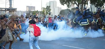28052014_indios_maninf_agBR_fabiopozzebon.jpg
