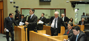 11062014_ales_reinaldo_carvalho.gif