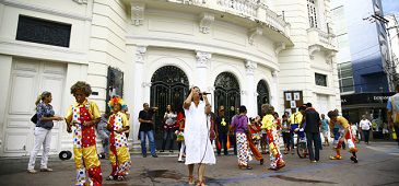 11062014_artistas_leonardo_sa0.jpg