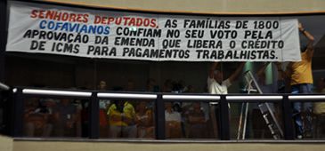 30072014_protesto_cofavianos_reinaldoAles.jpg