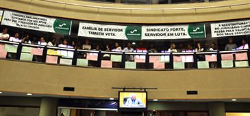 26082014_protesto_assembleia_01.jpg