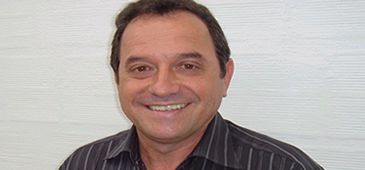 29082014Edival_Petri_arqu.jpg