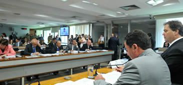 020914_ccj_senado_geraldo_magela_senado.jpg