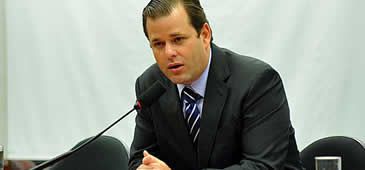 09092014_leonardoquintao_LucioBernardoJrCamaradosDeputados.jpg