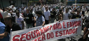 300914_manifestacao_rodoviarios_leonardo_sa_pora.jpg