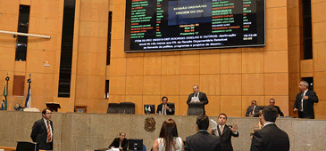 06102014_plenario_divulgacao_ale_20200308-122314_1.gif