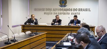 29102014_reuniao_conselho_oab1_leosa.jpg