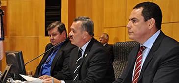 031114_comissao_seguranca_ales_reinaldo_carvalho.jpg