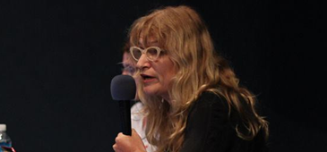 091214_graciela_natansohn_facebook_poscom.png