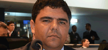 10122014_devanir_ferreira_prb.gif