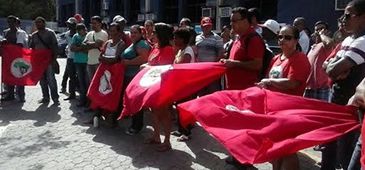 05022015_ocupacao_sedu_mst.jpg