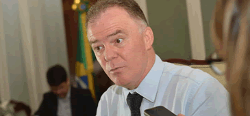 19122014_casagrande_romero_mendonca_secom.gif
