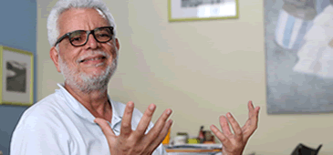 09032015_roberto_simoes_gustavo.gif