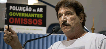 10022015_protesto_camara_moreschi_leo.gif