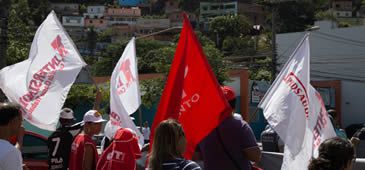 150415_manifestacao_pl4330_leonardo_sa_pora.jpg