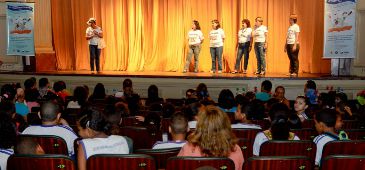 130515_flica_Elizabethnader.jpg