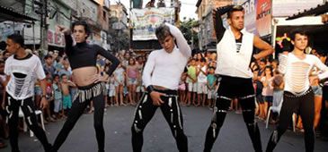 15052015_favela_gaydivulga.jpg