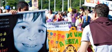 160515_caminhada_araceli_yuri_pmv.jpg