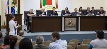 160615_cpianchieta_capa_leonardo_sC3A1.jpg