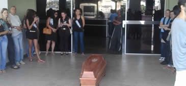 220615_greve_servidores_cariacica_foto_leitor.jpg