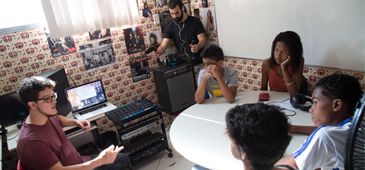 150915_radioescola_leonardosapora.jpg