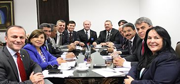 22092015Rose_deputados.jpg