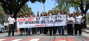 280915_protesto_asg_vitoria_sindilimpe.jpg