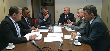 151015_Comissao101_Divulgacao_01.jpg