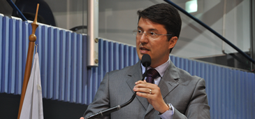 250915_maxdamata_cC3A2maravitori_20200308-151215_1.png