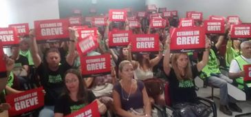 13112015_greve_judiciario_div2.jpg
